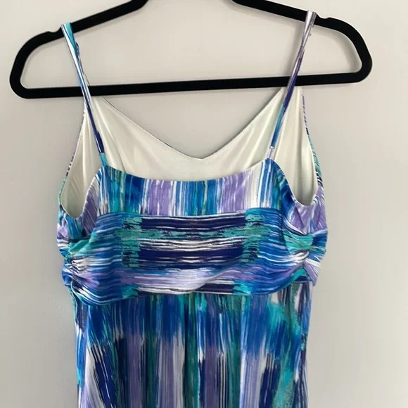 Ann Taylor Dress Size 10 - Picture 4 of 7